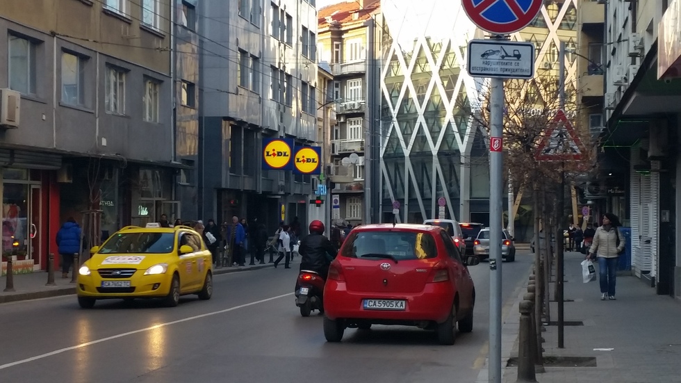 Паркиране "по учебник"