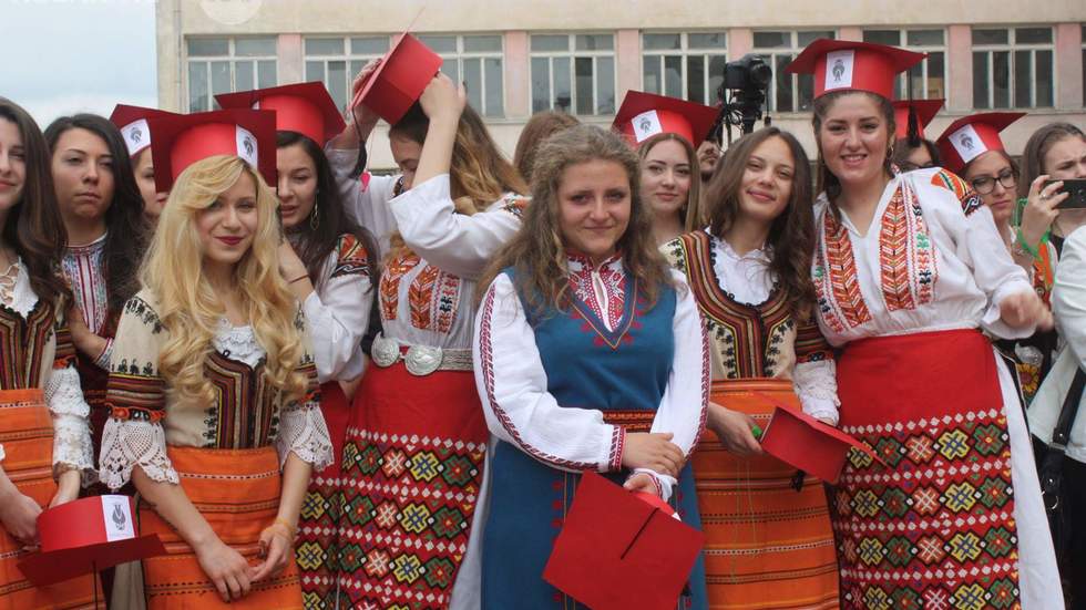 Абитуриенти