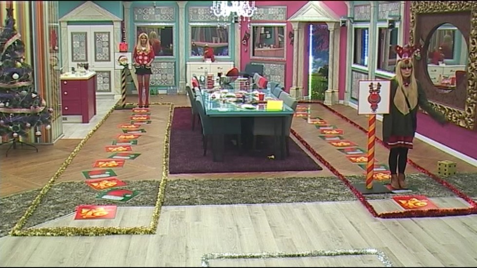Коледната игра на Big Brother продължава